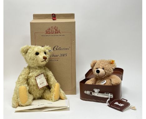 A Steiff British Collectors mohair limited edition 2003 teddy bear with tags and original box (h. 36cm), together with Steiff