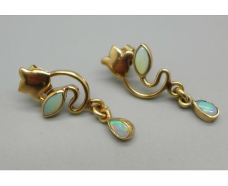 A pair of 9ct gold and opal earrings, 2.7g 