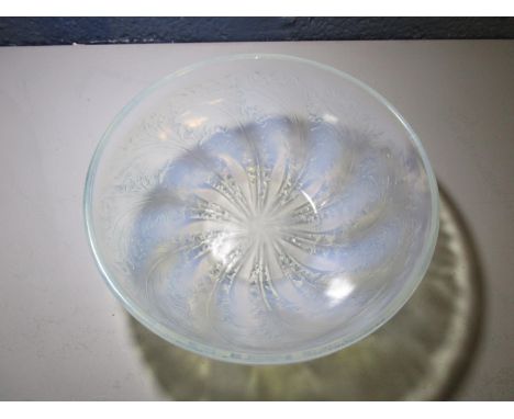 A Rene Lalique - Chicoree pattern frosted and opalescent glass bowl, moulded R Lalique signature to centre of interior well d