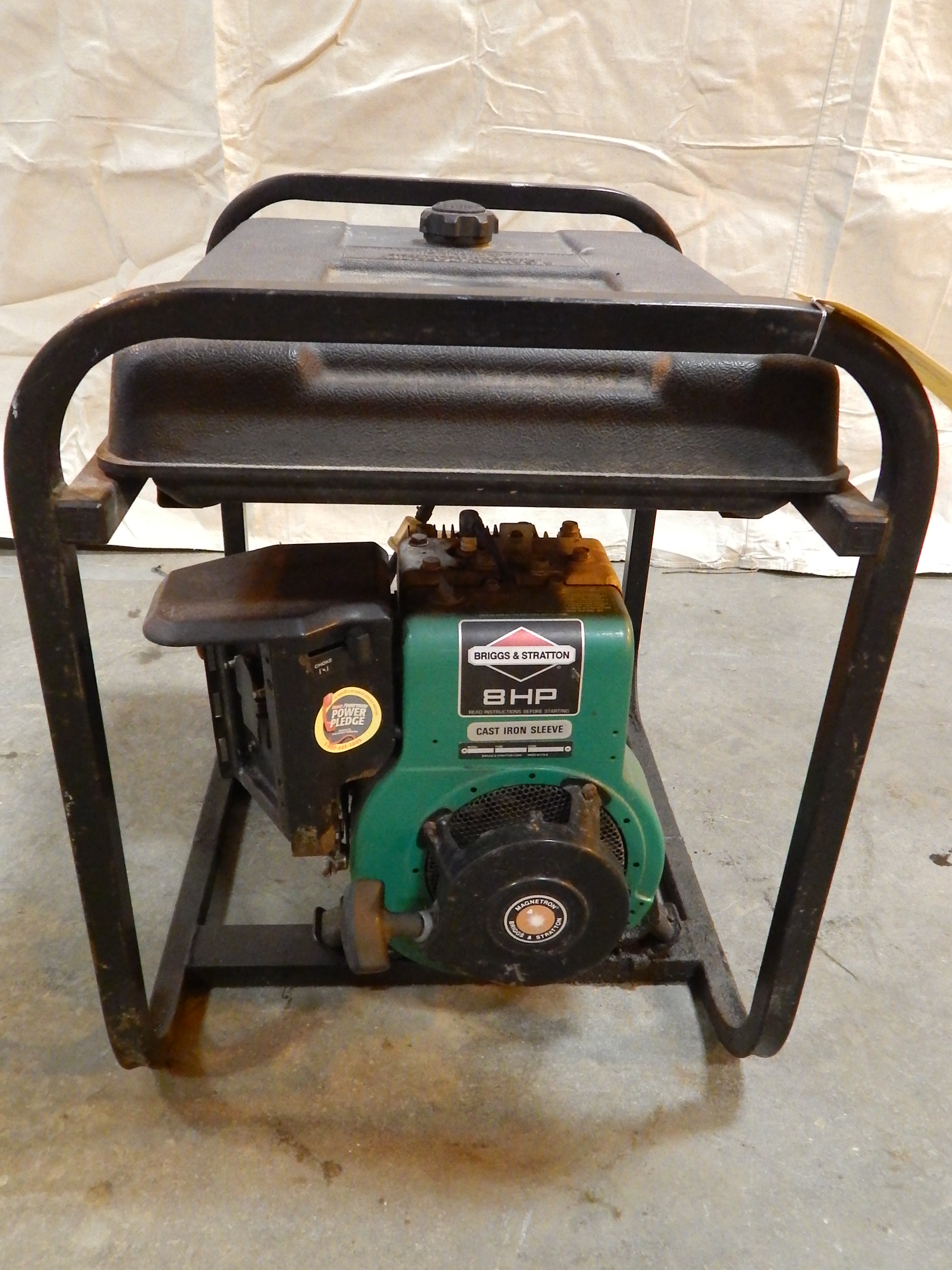 Coleman Powermate 4000 Extended Run Generator, Briggs and Stratton 8 HP