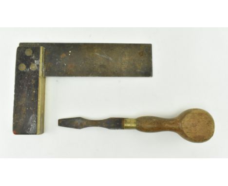 Woodworking &amp; carpentry interest. A 19th century screwdriver with oak handle &amp; brass collar, marked to head Thos. Ibb