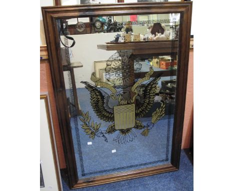 Framed mirror with the Coat of Arms of the United States of America, 88 x 56cm.(B.P. 24% incl. VAT)