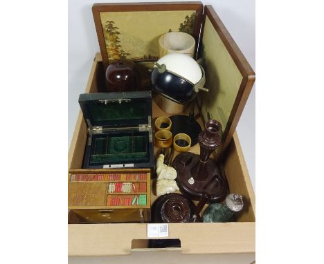 Vintage desk lamp, Bakelite lamp bases, two bone pipes and miscellanea in one box    Condition Report   Click here for furthe