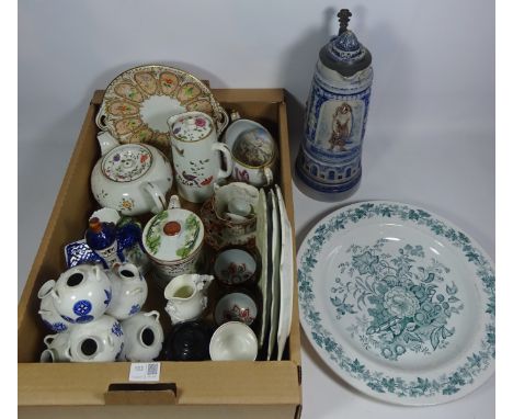 19th/ early 20th Century blue and white Worcester group of Chinese style vases, mid 19th Century pottery tankard with lid, pr