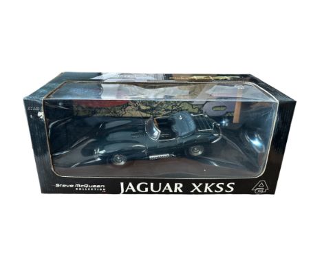 Autoart (Classics Division) 1/18th scale Steve McQueen Collection 1956 Jaguar XKSS green No. 73519, generally excellent in ex