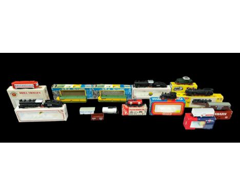 HO gauge collection, generally excellent in excellent to good boxes, with locomotives (6) including Marklin No. 3078, Liliput
