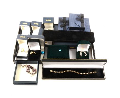 A collection of Shipton &amp; Co and similar jewellery - all boxed, silver gemset dress rings, a peridot chip and pearl neckl