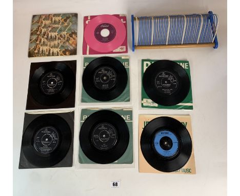 6 Beatles singles records in sleeves - Parlophone 'Paperback Writer/Rain', Parlophone 'Please Please Me/Ask Me Why', Parlopho