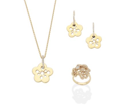 BOODLES: 'BLOSSOM' EARRINGS, PENDANT AND RING SUITE, 2010The ring composed of a cluster of brilliant-cut diamond flowers, eac