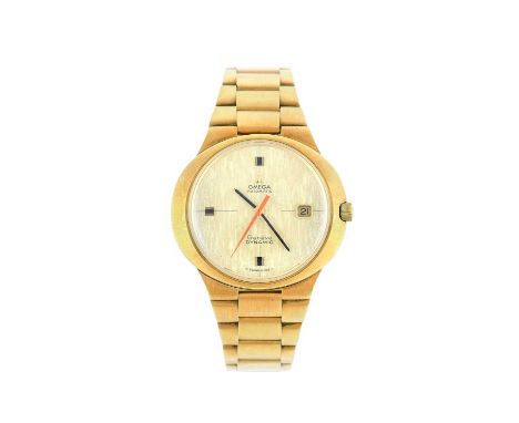 Omega: An 18 Carat Gold Automatic Calendar Centre Seconds Wristwatch, signed Omega, Geneve, model: Dynamic, 1970's, lever mov