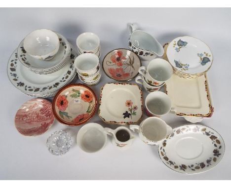 Mixed ceramics to include Royal Worcester, Alfred Meakin, Myott &amp; Son and other.