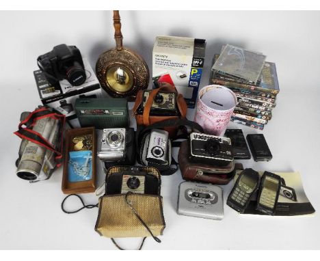 Lot to include cameras, vintage radio, mobile phones, barometer and similar.