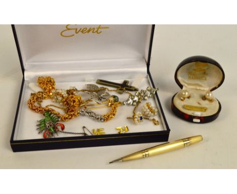 A small group of costume jewellery to include a pair of yellow metal Indian style dangle earrings, similar simulated pearl ex