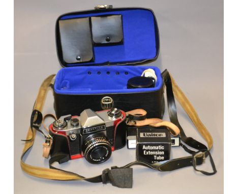 Praktica Nova 1 cased 35mm camera kit, with additional filters, lens and more, together with a Prinz 110 Colorman pocket came