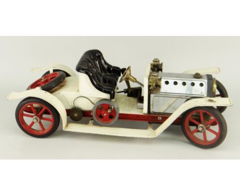 MAMOD STEAM OPEN TOP CLASSIC AUTOMOBILE in white and red livery, chrome engine cover, 39cms longunboxed, slight paint damage 