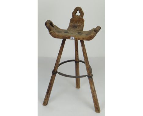 BELIEVED 19TH CENTURY PRIMITIVE WOODEN BIRTHING STOOL with tripod legs and metal stretcher