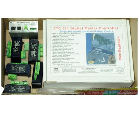 Model Railways ZTC 511 Digital Master Controller - untested but appears Good to Good Plus in Fair box along with ZTC-550 Powe