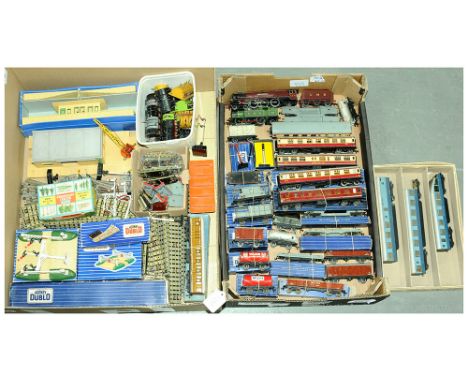 Hornby Dublo 3-rail Rolling Stock, Track &amp; Lineside Accessories. Boxed items include 10 x various BR Wagons, 2 x BR tinpl