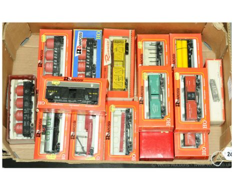 Rivarossi American Outline HO Gauge Scale Freight Cars including 1950's issue Michigan Central / New York Central Lines Gondo