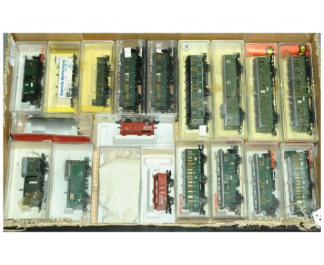 HO Gauge Scale group of German Coaches &amp; Wagons by various manufacturers including Trix, Fleischmann &amp; Rowa to includ