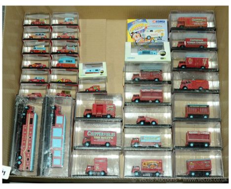 Oxford Diecast OO Gauge 1/76th scale Chipperfields Circus Vehicles including Bedford TK Booking Office, Giraffe Transporter, 