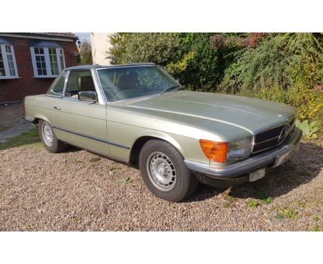 Mercedes Benz 380 SL R107, 3839cc. Registration number JAZ 8329. Chassis number 107 04522024643. Engine number 1169622015004.