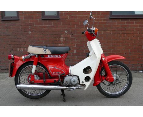 1983 Honda Cub 90, 89 cc. Registration number HKE 592Y. Frame number HA 021123971. Engine number HA02E 1124002. The Honda Sup