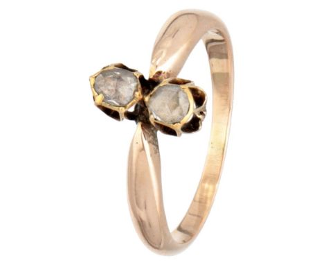 Hallmarks: oak leaf, illegible maker's mark. In good condition. Ring size: 17.5 mm / 55 mm. Weight: 2.8 grams.