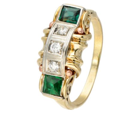 Hallmarks: 585. Set with 3 brilliant cut diamonds of approx. 0.09 ct. in total in a white gold setting. In good condition, on
