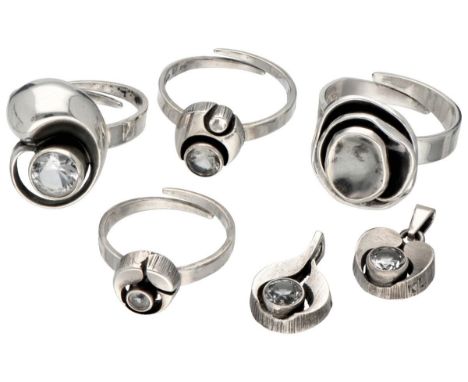 Maker's mark: KL. LxW pendants: approx. 1.6 x 1.1 cm, ring sizes are adjustable. Weight: 16.3 grams.