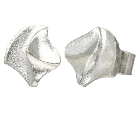 Including original Lapponia ear studs. Hallmarks: trident (for Lapponia), 925, Lapponia. In very good condition. LxW: 1.0 x 1