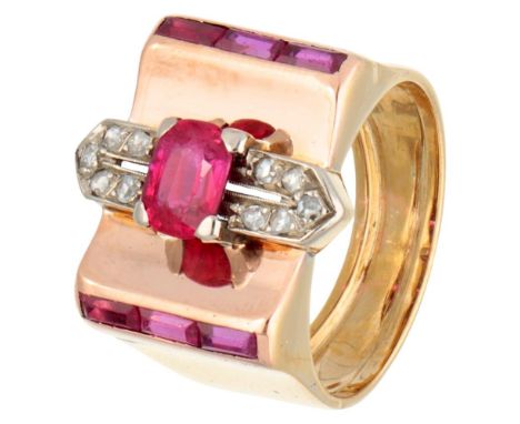 Hallmarks: 750. In good condition, minor wear on the stones. Ring size: 17.5 mm / 55 mm. Weight: 7.96 grams.