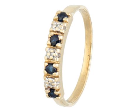 Hallmarks: 585 in oak leaf, maker's mark (illegible). Set with 4 faceted natural sapphires of approx. 0.16 ct. in total (Ø ap