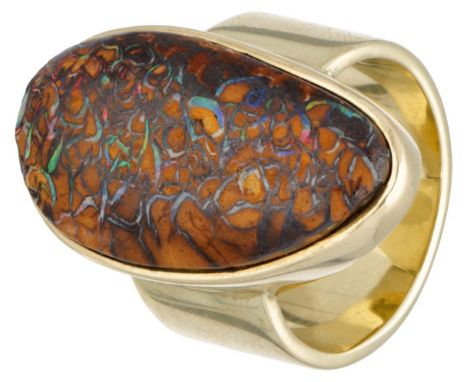 Hallmarks: 585. Set with a freeform cabochon cut Australian Koroit boulder opal (approx. 26.4 x 14.1 x 3.7 mm). Ring size: ap