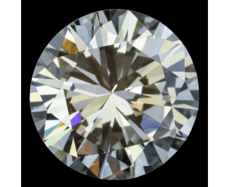 Cut: Round Brilliant. Clarity: VS2. Color: Very Light Green. Weight: 3.20 ct. (9.62 - 9.72 x 5.68 mm). Polish: good. Symmetry