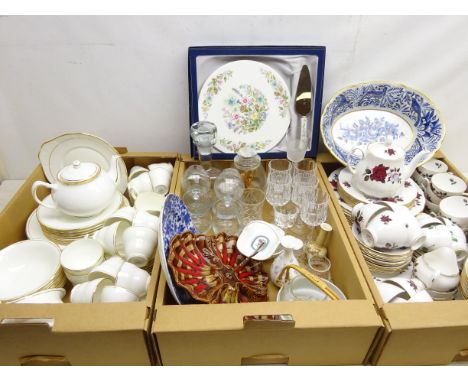 Duchess Ascot pattern dinner and tea service, Colclough Rose pattern tea and dinner service, German hand painted pierced frui