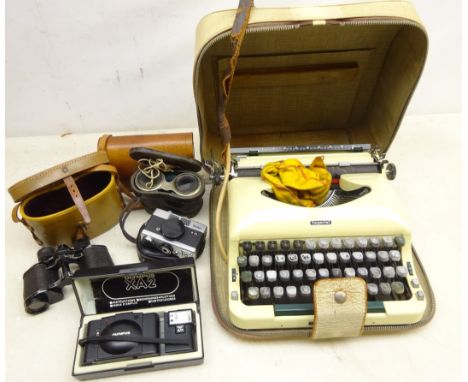 Rollei B 35 camera &amp; case, Olympus, Olympus XA2 Range Finder 35mm Compact film camera with detachable flash, pair WW1 Sup