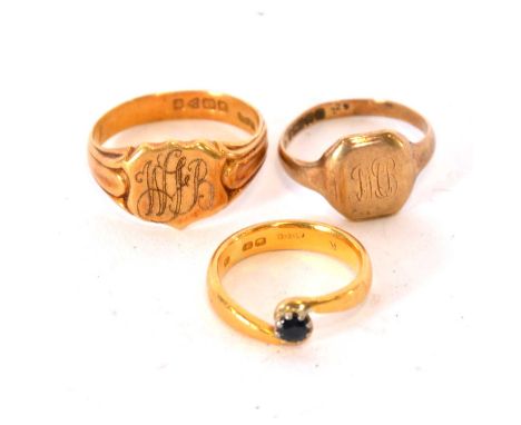 Three gold rings, a 9 carat yellow gold signet ring size R, 3.9g; an18 carat yellow gold signet ring, Chester 1915, ring size