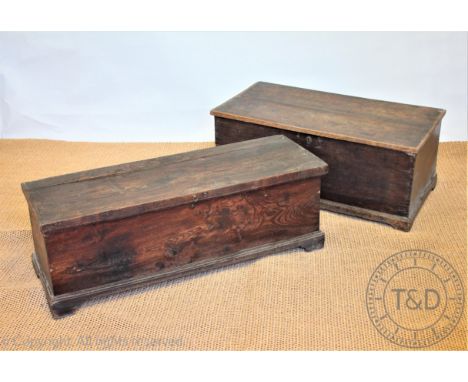 An early 19th century elm coffer / box, with bracket feet, 35cm H x  101cm W x 35cm D, with larger oak box (2)