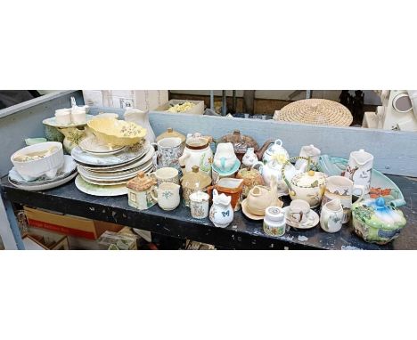 Part shelf of ceramics to include Crown Devon, Staffordshire, Aynsley &amp; others