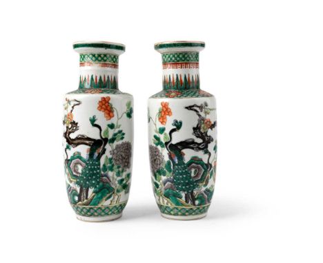 PAIR OF FAMILLE VERTE 'PEACOCK AND PEONY' VASES QING DYNASTY, 19TH CENTURY 清 五彩孔雀牡丹紋瓶一對 each vase painted on the cylindrical 