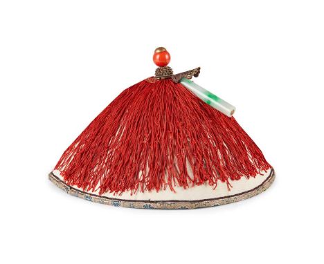 COURT OFFICIAL HAT 頂戴花翎（含玉翎管） of conical form, the creamy ground overlaid with red threads, wide edge bound with patterned si