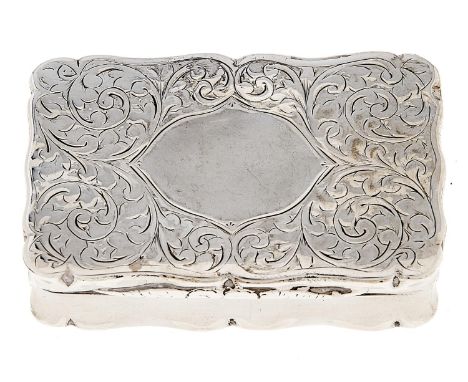 An Edwardian silver snuff box, the lid engraved with scrolling foliage around vacant cartouche, 69mm l, by Williams (Birmingh