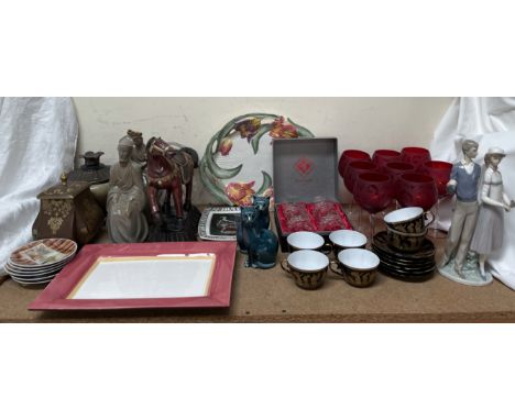 A Lladro figure of two golfers together with eight ruby glass wine glasses, Lead crystal tumblers, part tea set, Poole potter