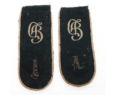A pair of Infantry Private's shoulder straps, dark green coloured with white piping and 'GD' monogram machine woven in white 