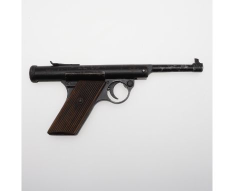 With a 10.5cm barrel, marked to the side of the barrel 'CAL 4.5mm (.177)'. marked to the body 'Made in Germany', and to the t