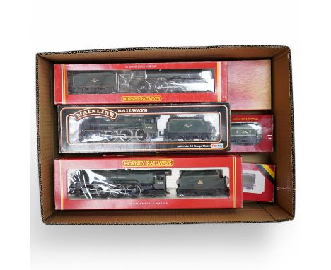Six boxed 00 gauge railway locomotives by Hornby Railways, etc. including; a BR Class B17/4 (R.133), a BR Coronation Class, a