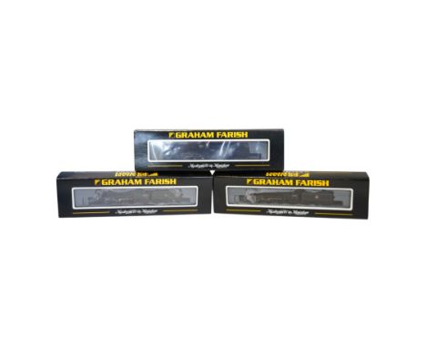 Three boxed Graham Farish N gauge railway BR tender locomotives; a Class 8F, 48045 (372-151), a Class V2, 60807 (372-601), an