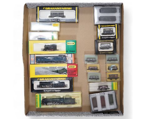 Nineteen boxed N gauge railway items by Graham Farish, Minitrix, etc., including five locomotives; a BR Class 9F, an LMS Clas