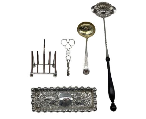 George III parcel gilt silver sifting spoon with engraved decoration London 1810 Makers Peter and William Bateman, embossed s